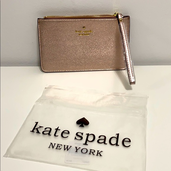 kate spade Handbags - Kate Spade Wristlet